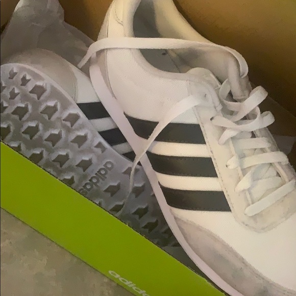 Adidas - Picture 2 of 2